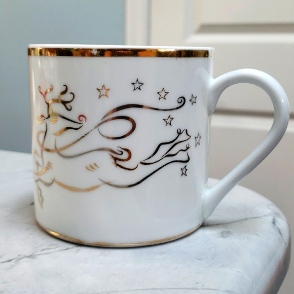 Rudolph Flying Right Gold Rimmed Mug - Picture 3 of 8